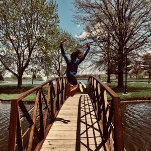 Meet your Posher, Olivia